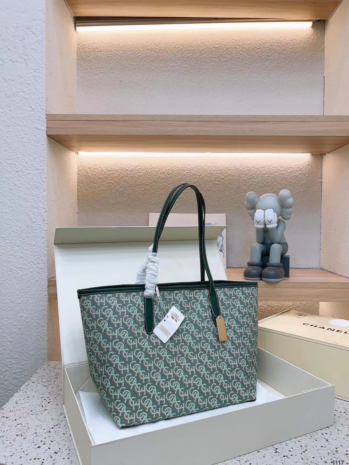 COACH CITY TOTE Double Handle Shoulder Bag