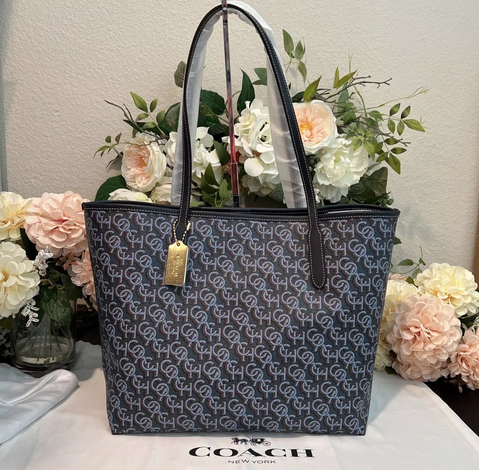 COACH CITY TOTE Double Handle Shoulder Bag