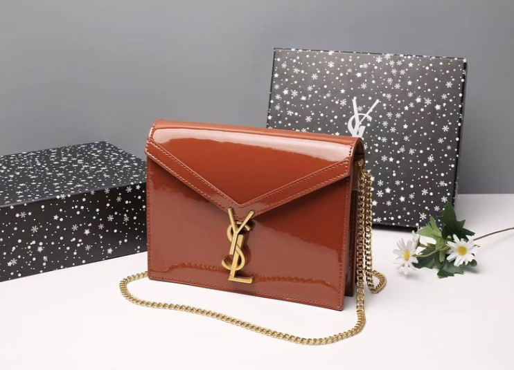 CASSANDRA medium chain bag