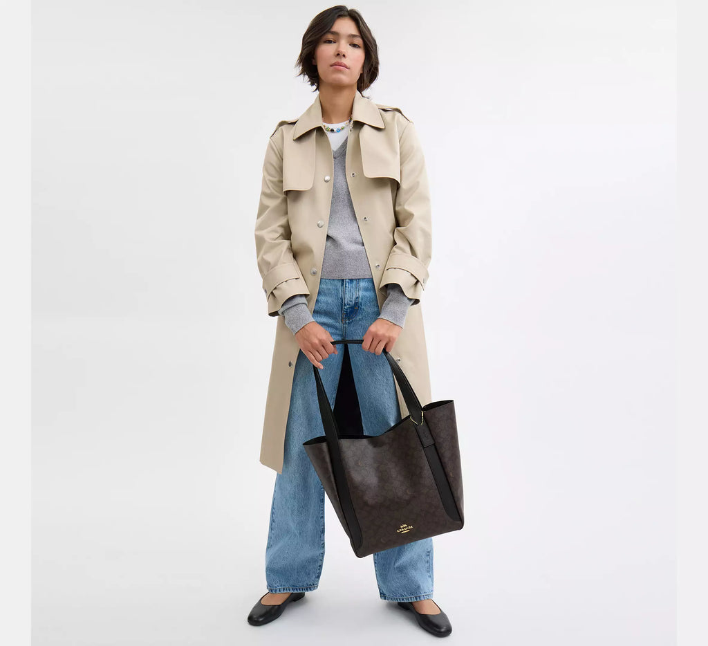 Hadley Tote Bag In Signature Canvas