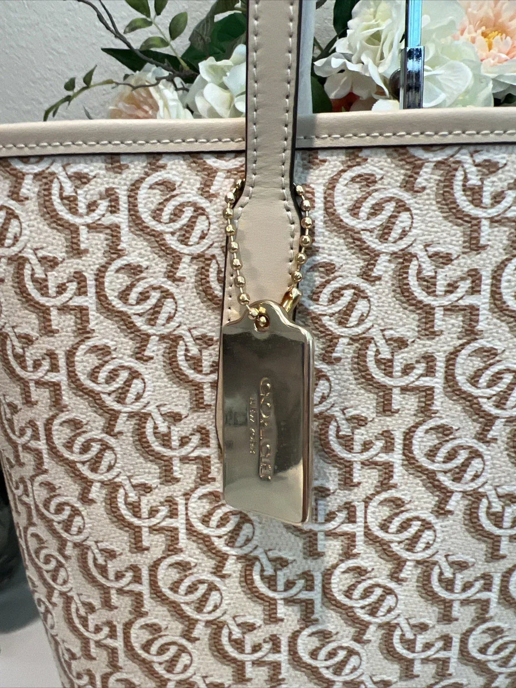 COACH CITY TOTE Double Handle Shoulder Bag