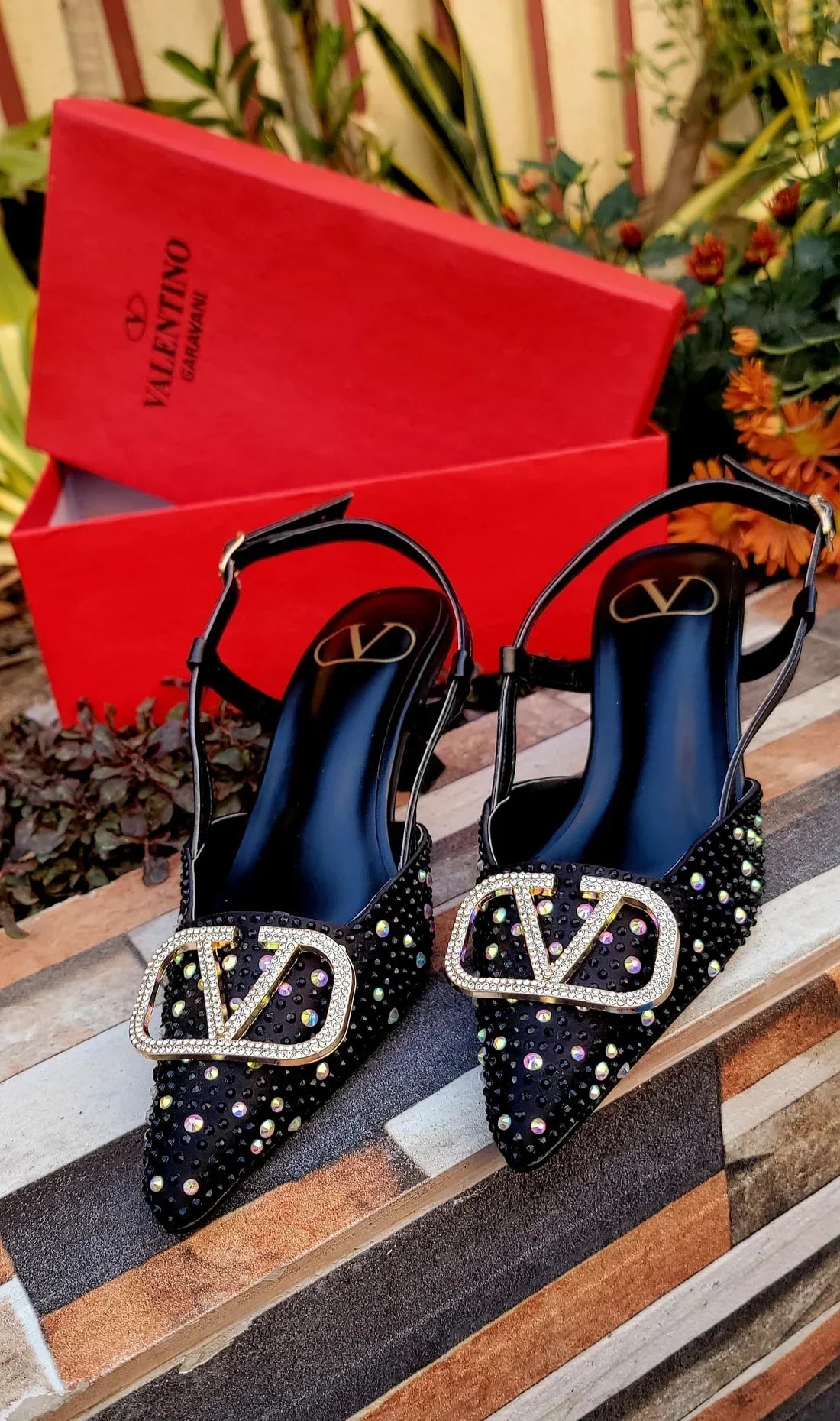 Valentino Heel